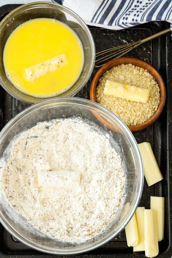 ingredients to make Fried Mozzarella Sticks