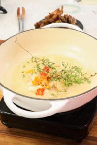 making sauce for fried chicken feet
