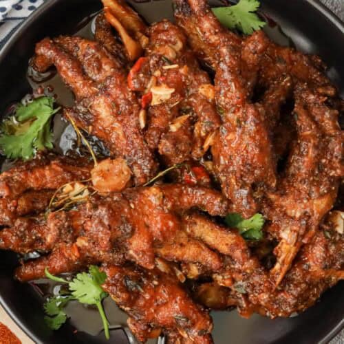 How to Make Fried Chicken Feet with Garlic & Heat